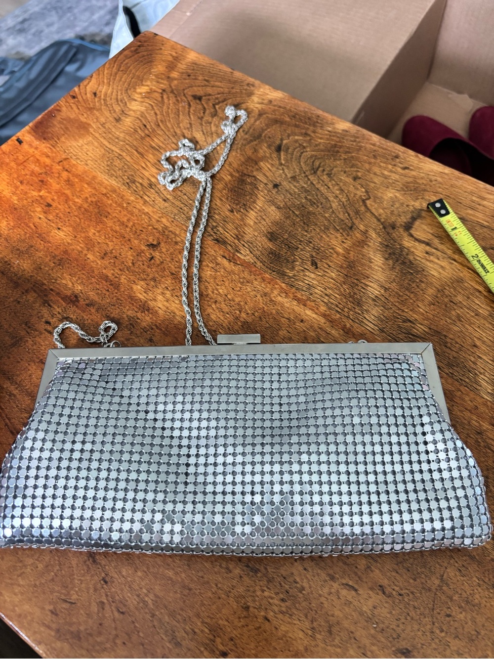 Glam La Regale Silver Mesh Chain Clutch Metallic Evening Wristlet